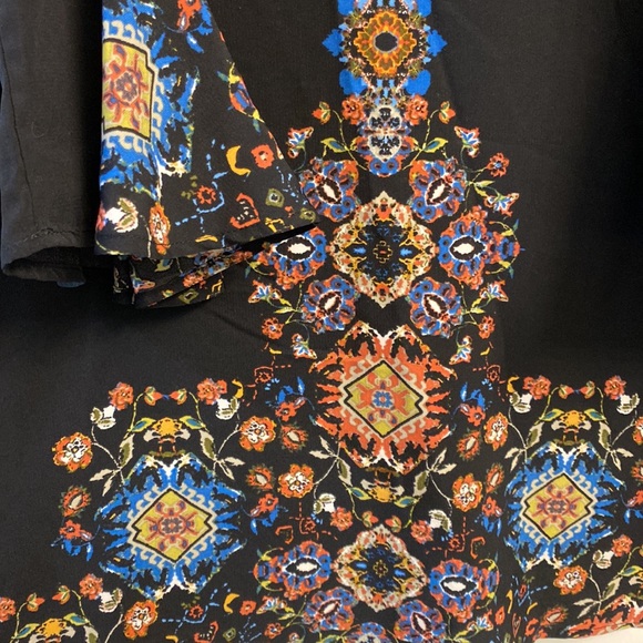 Tunic - Picture 3 of 5